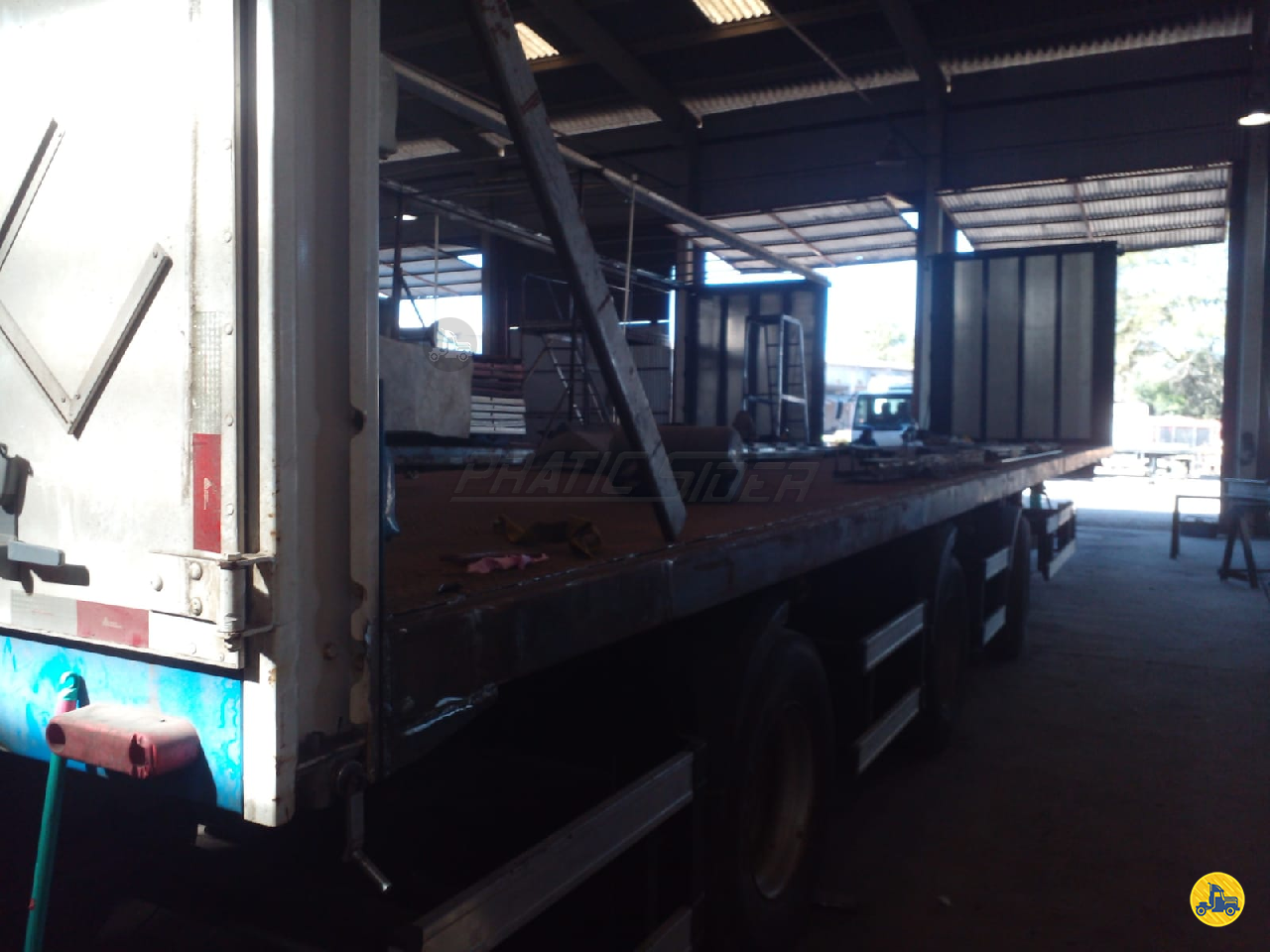 CARRETA SEMI-REBOQUE BAU SIDER Reta Pratic Sider Seminovos SAO JOSE DOS PINHAIS PARANÁ PR
